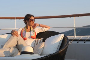 Ponant Le Jacques CartierOutdoor Panoramic Lounge.jpeg